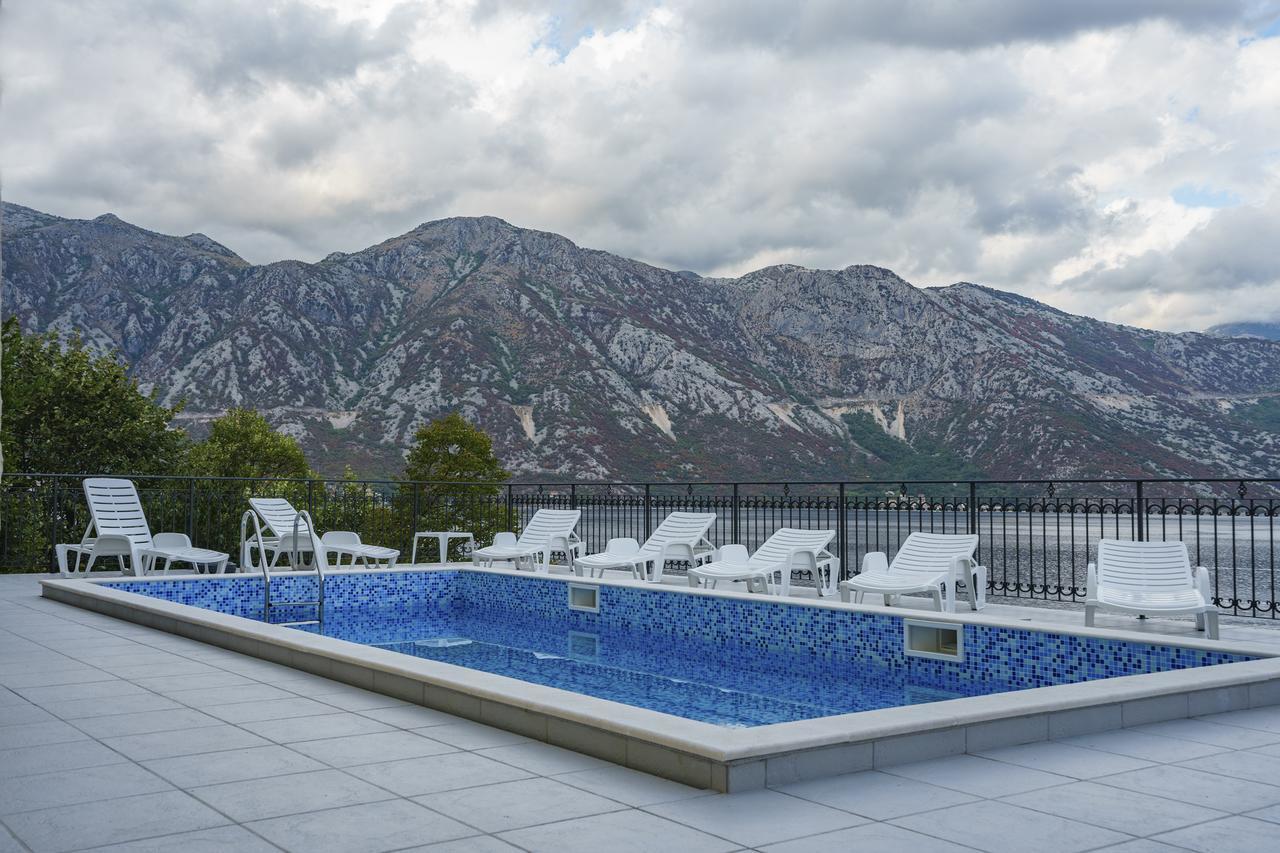Villa Kosta ดอนิมอรินิ ภายนอก รูปภาพ