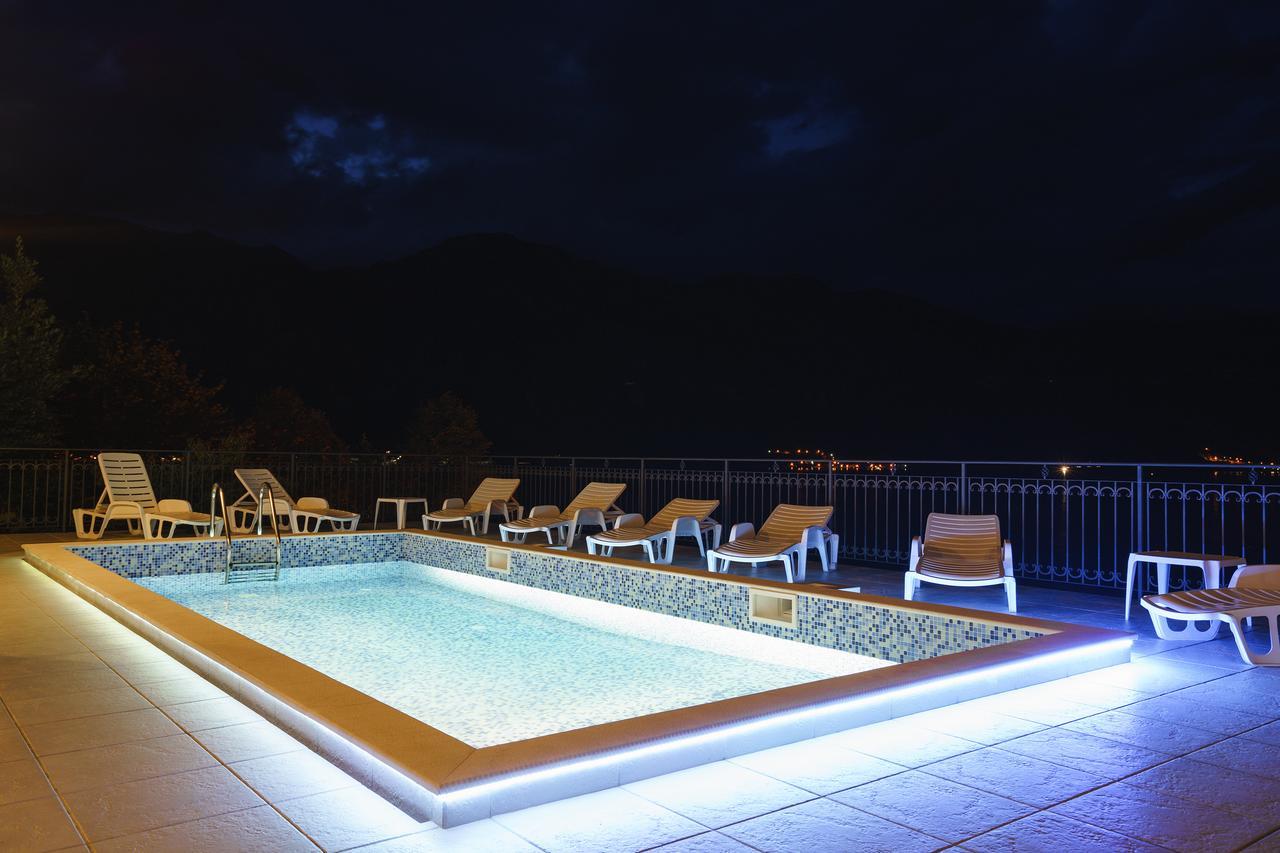 Villa Kosta ดอนิมอรินิ ภายนอก รูปภาพ