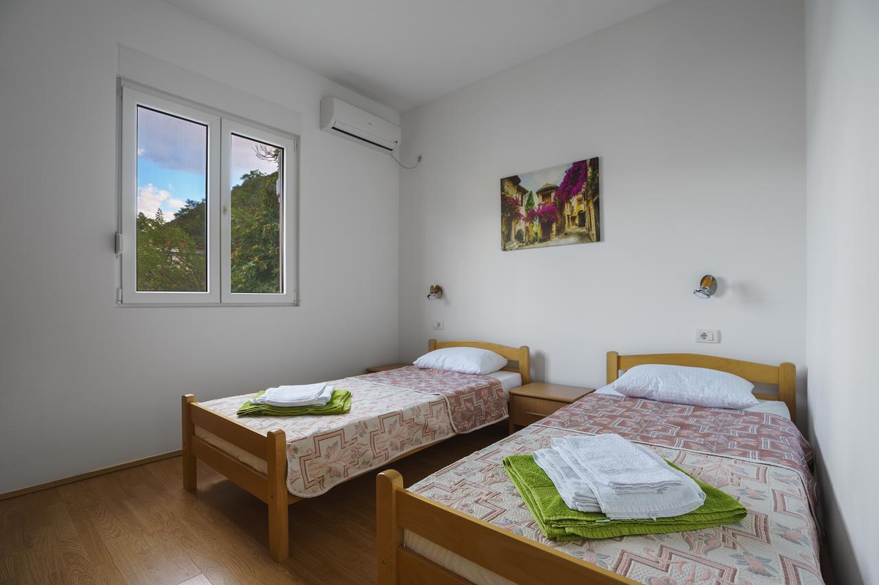 Villa Kosta ดอนิมอรินิ ภายนอก รูปภาพ