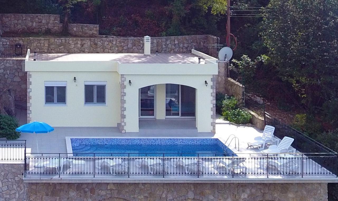 Villa Kosta ดอนิมอรินิ ภายนอก รูปภาพ