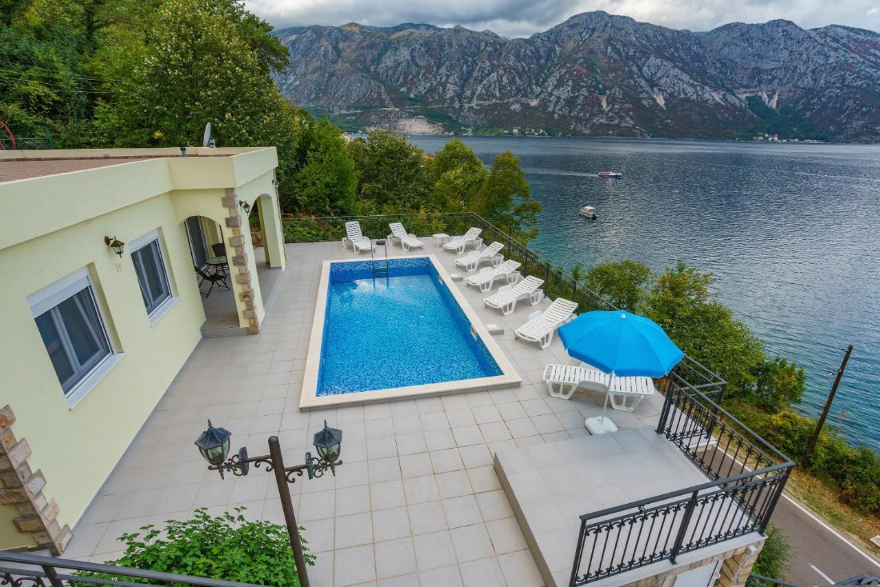 Villa Kosta ดอนิมอรินิ ภายนอก รูปภาพ