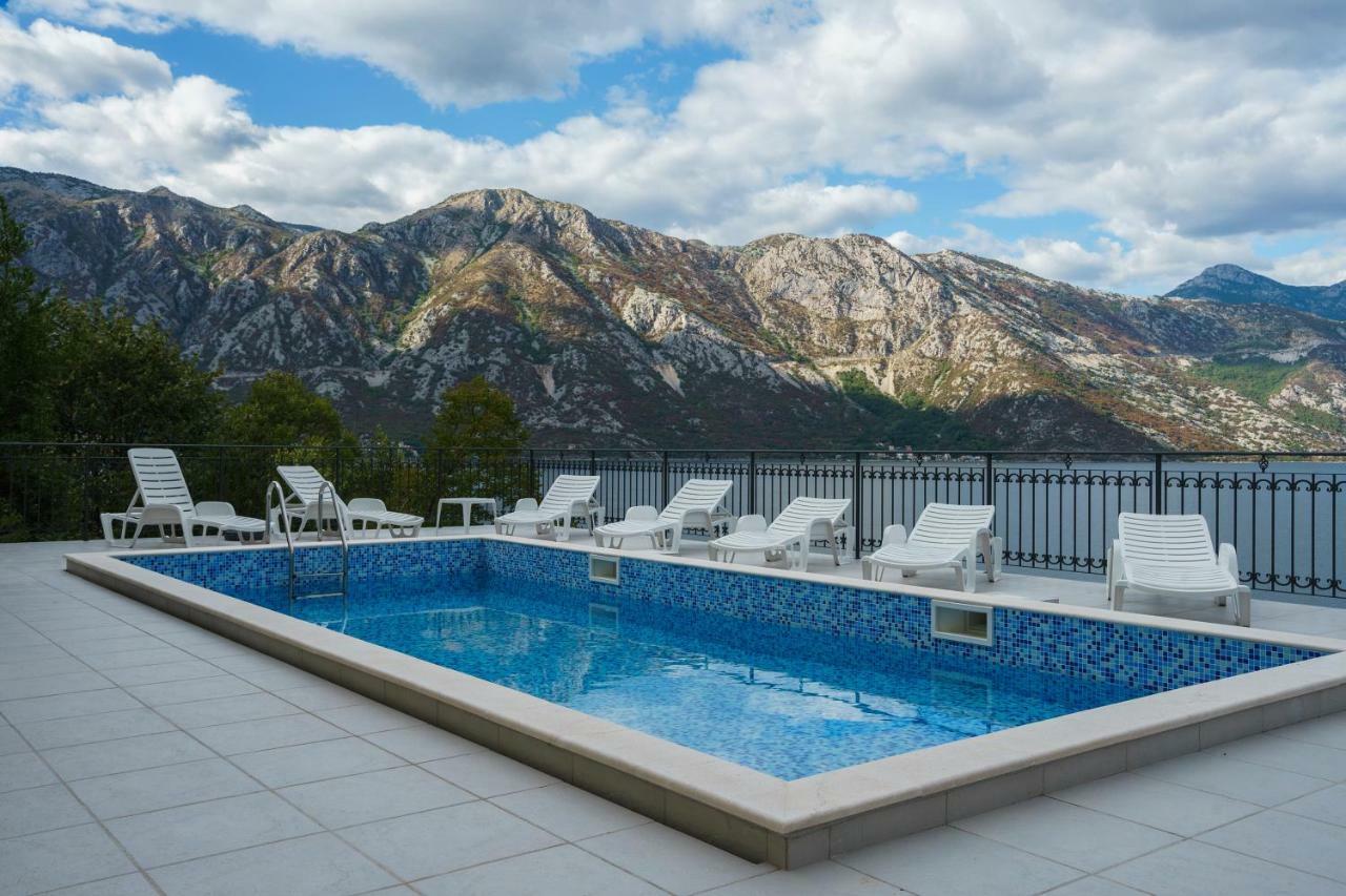 Villa Kosta ดอนิมอรินิ ภายนอก รูปภาพ