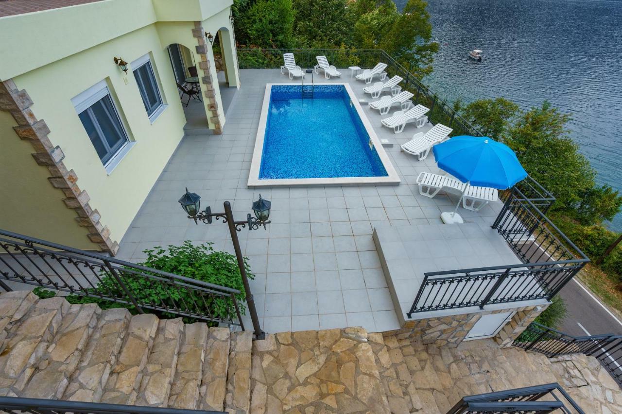 Villa Kosta ดอนิมอรินิ ภายนอก รูปภาพ